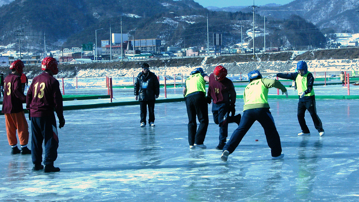 강원도지사배 전국 얼음축구대회